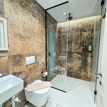 Lägenhet Sirin Luxury Groundfloor